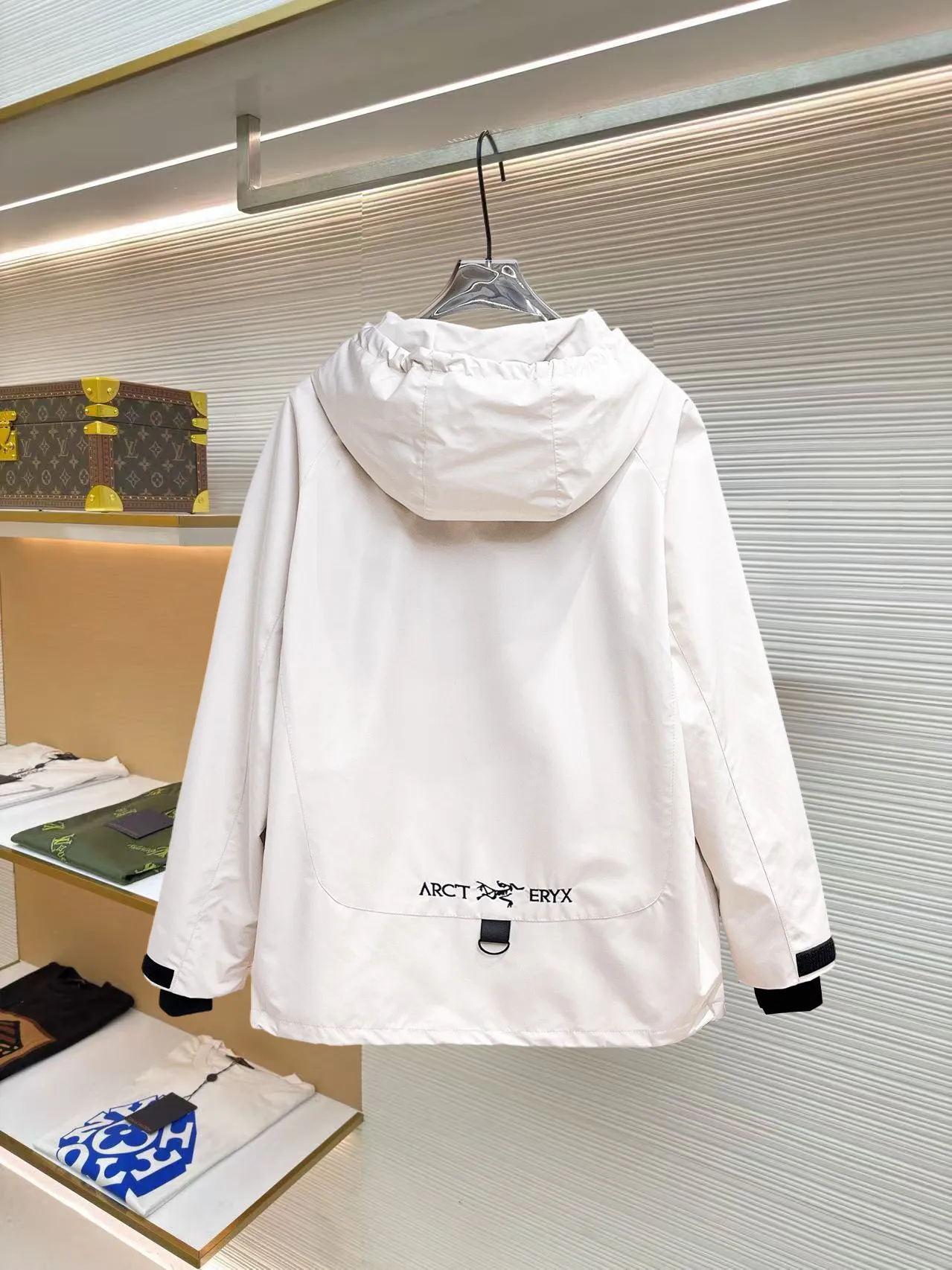 Same Style， ， 2026 New Arrival ，Original Premium Breathable ， ， ， Quality。 ， Sizes：M～3XL，